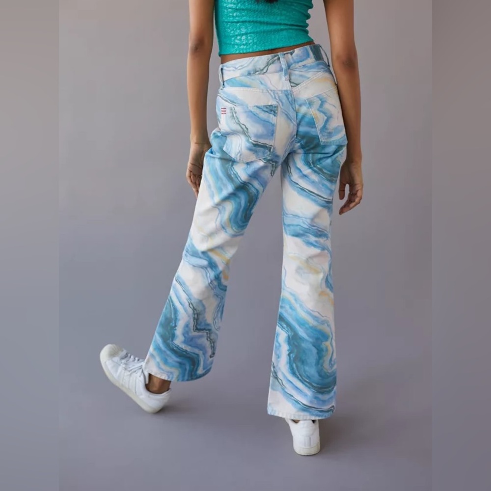 BDG Urban Outfitters ‘90s Mid-Rise Bootcut Jeans
